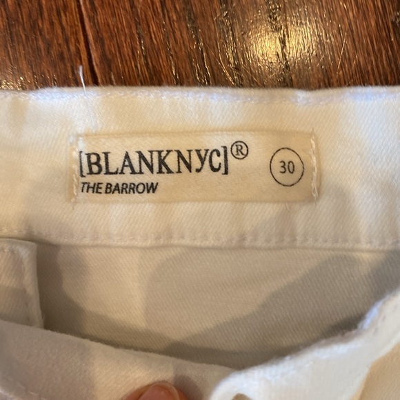 Blank NYC White Jean Shorts for Effortless Style - Picture 2 of 3